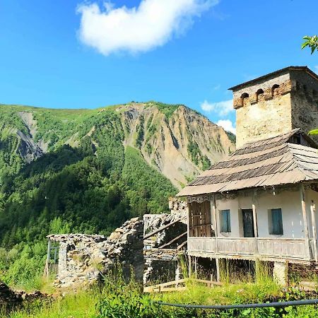Panorama Guesthouse Mata C. Adishi Exteriér fotografie