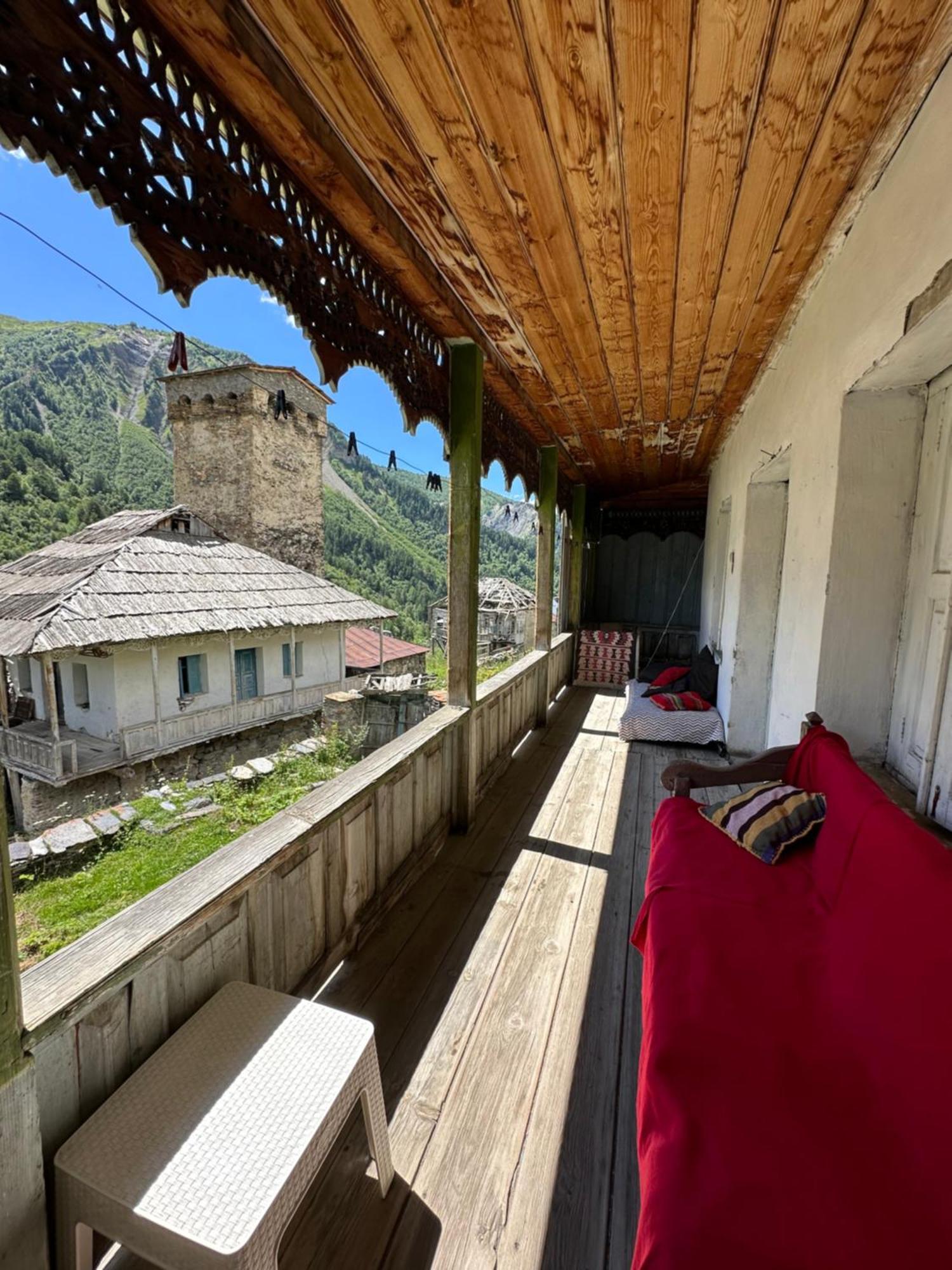 Panorama Guesthouse Mata C. Adishi Exteriér fotografie