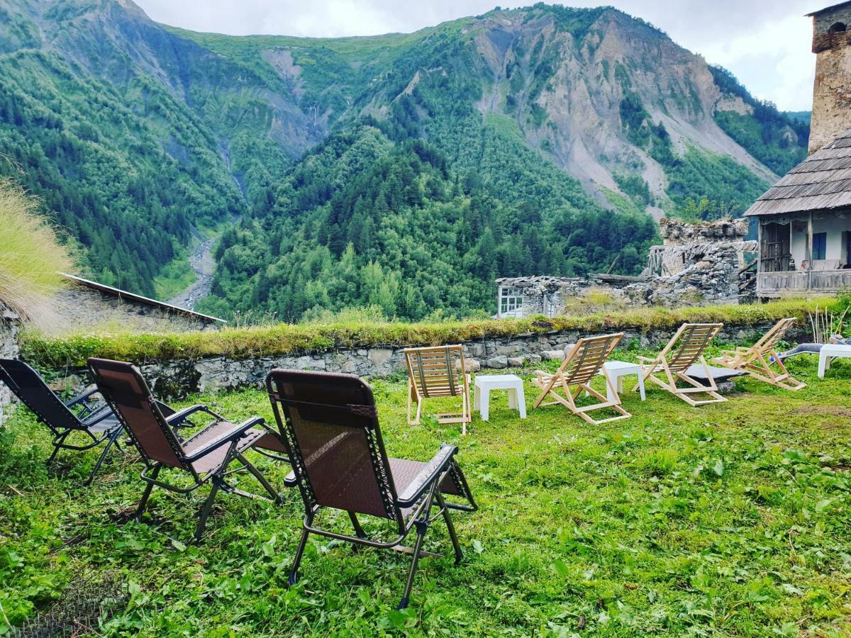 Panorama Guesthouse Mata C. Adishi Exteriér fotografie