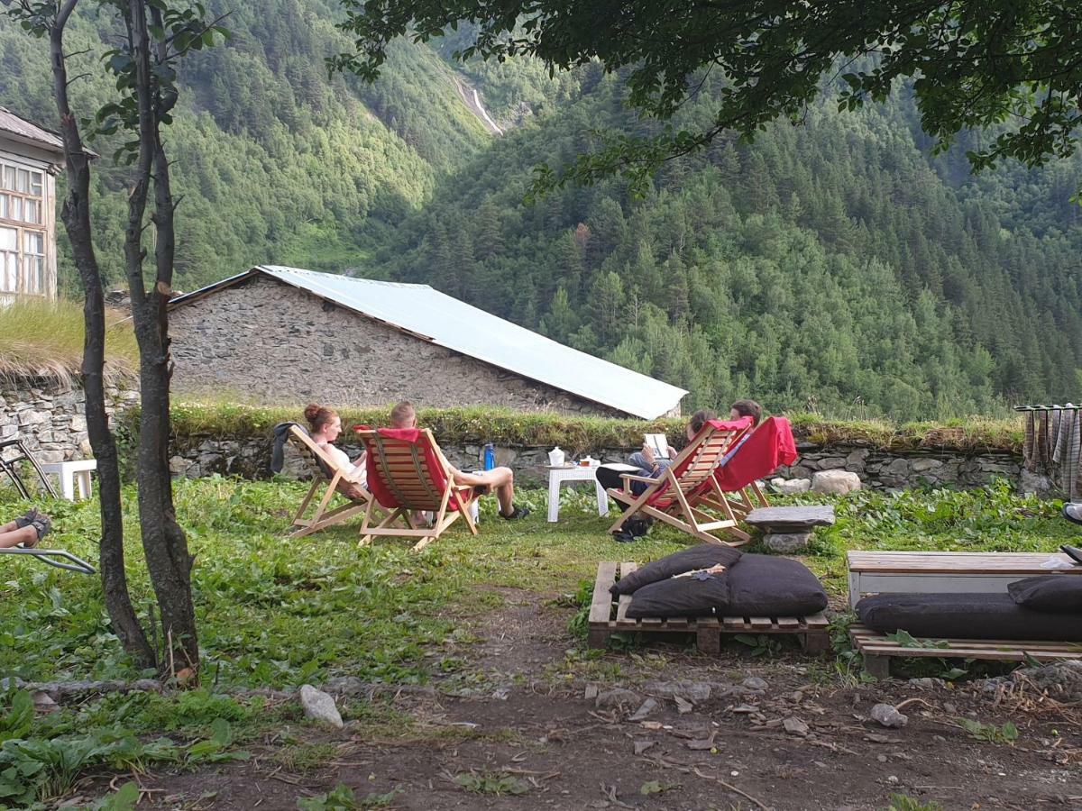 Panorama Guesthouse Mata C. Adishi Exteriér fotografie