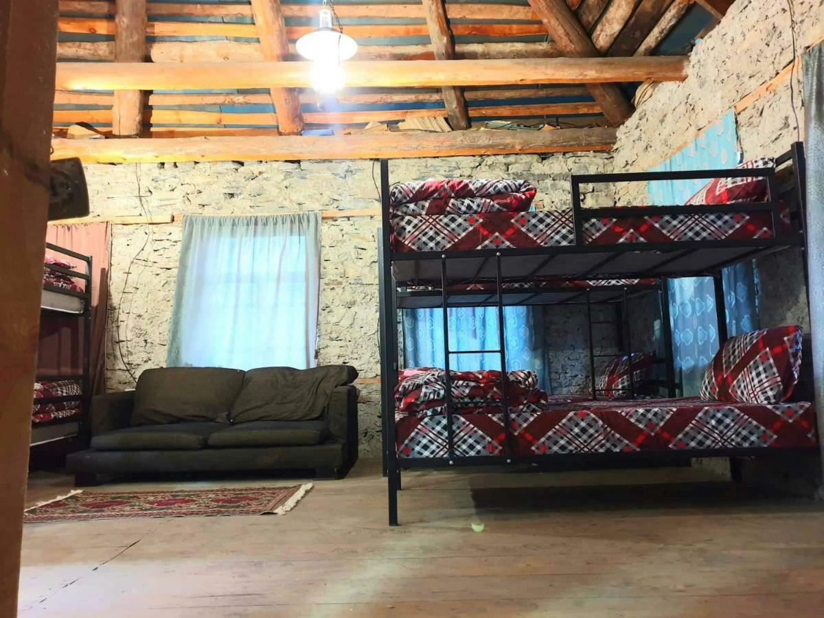Panorama Guesthouse Mata C. Adishi Exteriér fotografie