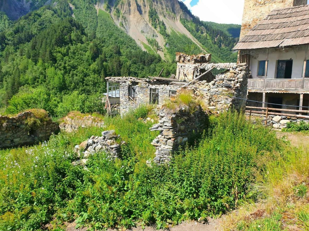 Panorama Guesthouse Mata C. Adishi Exteriér fotografie